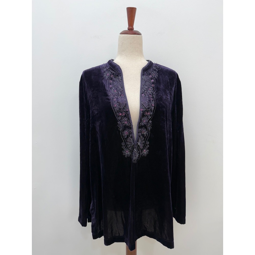 Chico's Velvet Tunic Top Size 2/L Purple Embroidered Deep V Neck Long Sleeve - Picture 6 of 11